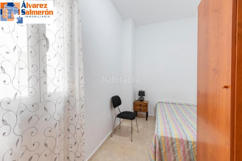 Foto e96d1f71-e0a2-4a44-8c52-baa8f77cba23. Etagenwohnung mit heizung in Centro - Sagrario Granada