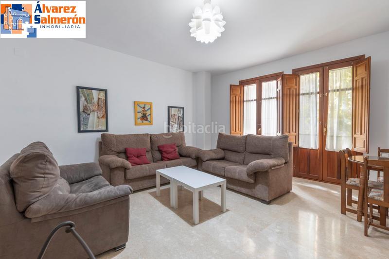 Foto fb89e299-48fe-4912-9c88-5774c548aa62. Etagenwohnung mit heizung in Centro - Sagrario Granada