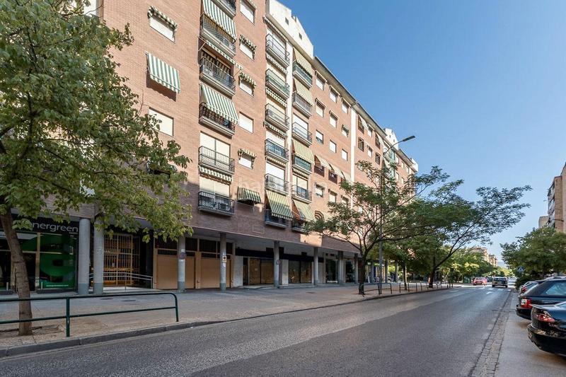 Foto ad1614f5-18a9-407a-9c6c-93132781cc83. Piso en paseo del emperador carlos v 9 piso en palacio de deportes en Granada