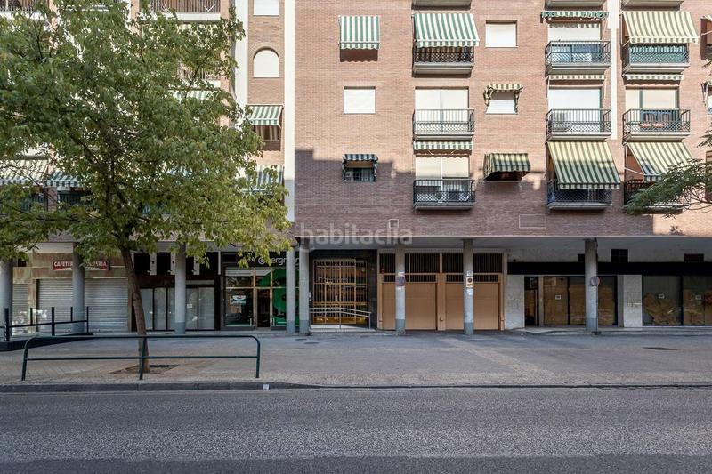 Foto e712ca78-5478-4514-96c9-d0561e2d503e. Piso en paseo del emperador carlos v 9 piso en palacio de deportes en Granada