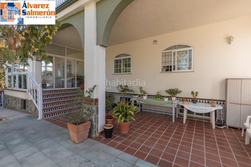Foto 09cd1105-cd40-4187-81ca-1764f38a871a. Casa amb xemeneia calefacció aparcament piscina a Atarfe
