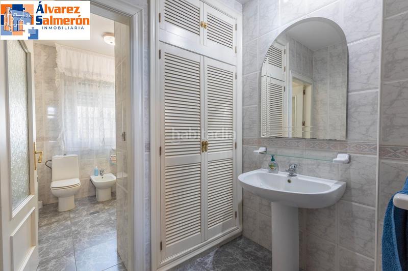 Foto d18fd817-2567-4845-b02a-ed174d9a7673. Casa amb xemeneia calefacció aparcament piscina a Atarfe