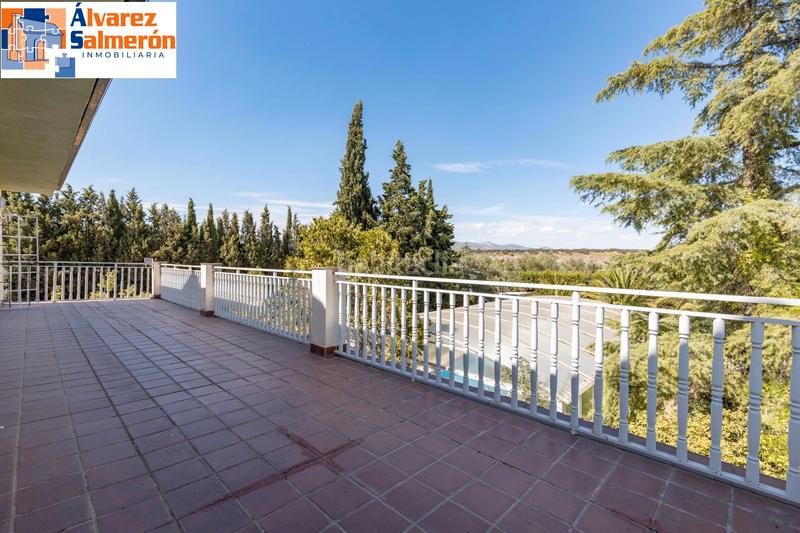 Foto d83a966b-8089-4be9-86ca-8430a1fc2aa2. Casa amb xemeneia calefacció aparcament piscina a Atarfe