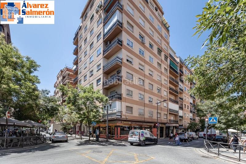 Foto 072475f5-f234-4979-871c-da643d690c83. Piso  reformado con terraza en obispo hurtado en Granada