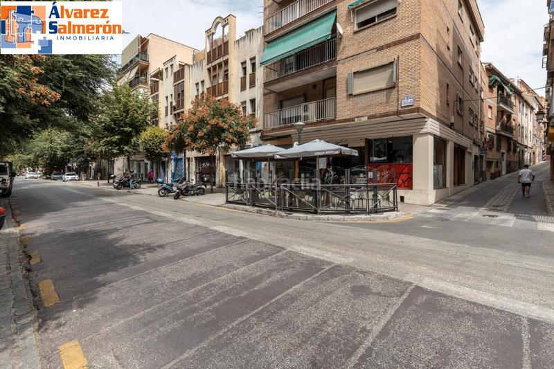 Foto 51669796-958d-4d3d-85e9-a5b15894cf46. Apartamento coqueto apartamento junto a calle ancha de capuchinos con cochera en Granada