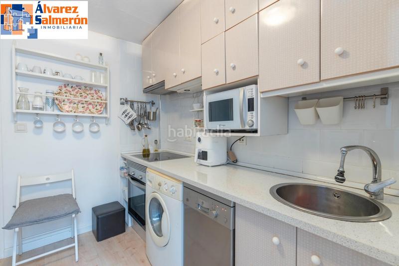 Foto 89900c49-a423-4834-aaf2-d0496aeafb7d. Apartamento coqueto apartamento junto a calle ancha de capuchinos con cochera en Granada