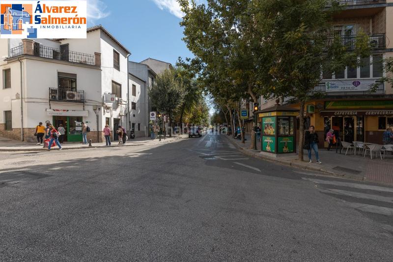 Foto c940935f-d161-491a-adb2-3440589021ef. Apartamento coqueto apartamento junto a calle ancha de capuchinos con cochera en Granada