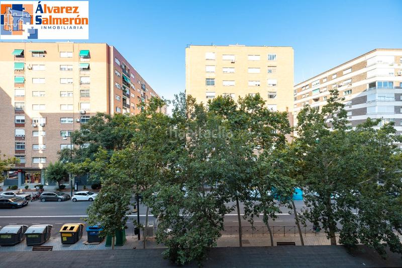 Foto bdb26b4f-bfe7-4335-9941-5cff063e78f8. Piso  en poeta manuel de gongora reformado. en Granada
