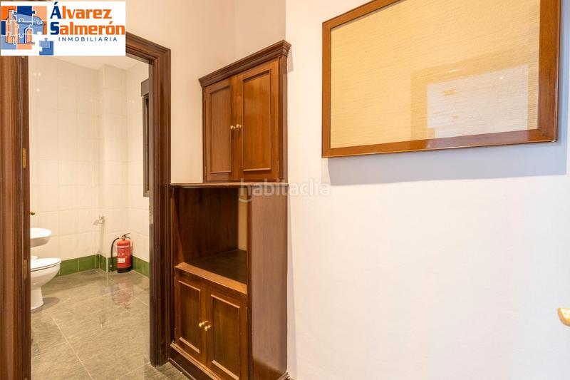 Foto 67c11d67-6671-4c27-ae57-56c03114951f. Oficina espacio exclusivo en pleno centro - ganivet en Granada