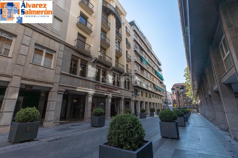 Foto 993ad5f2-b6f7-427e-9466-7b30026d4873. Oficina espacio exclusivo en pleno centro - ganivet en Granada