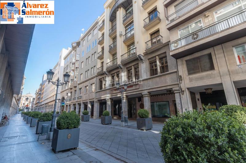 Foto aa7a4b0d-c6a4-4a88-a3d6-c10928014f29. Oficina espacio exclusivo en pleno centro - ganivet en Granada