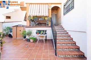 Casa  Calle miguel delibes. Casa a la venta en peligros con grandes espacios y vistas despej