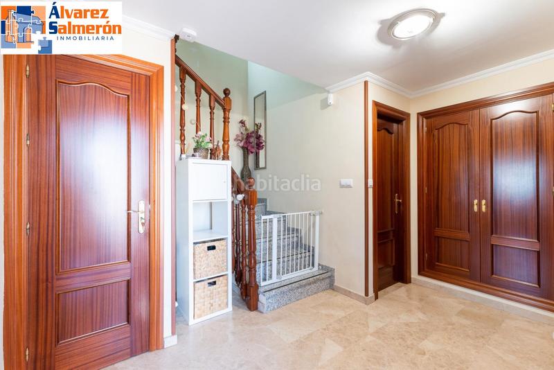 Foto 78b5e31a-04a7-4e15-a18b-313fa2133cd4. Casa  a la venta con grandes espacios y vistas despejadas en Peligros