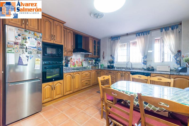 Foto ecfc5366-ddc7-4025-ac9d-aea94e2c9edb. Casa  a la venta con grandes espacios y vistas despejadas en Peligros