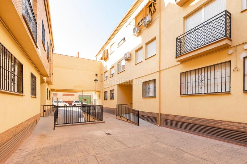 Foto bf1260ce-b8f4-4c6f-a525-2aa392f20ae4. Ático tu nuevo ático en Híjar con garaje y terraza en Gabias (Las)