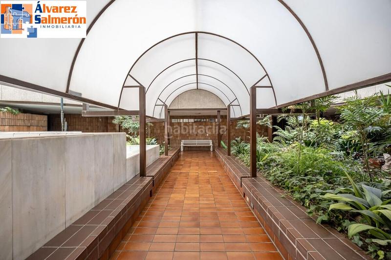 Foto 07fceab1-6dc1-4d7c-91f1-5d5079ebb312. Piso  en avda. constitución en Plaza de Toros Granada