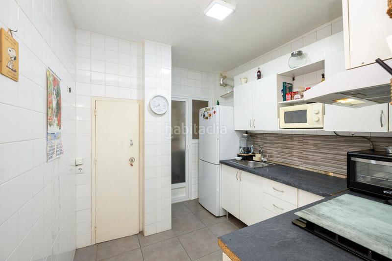 Foto dc2265b3-7c2e-4026-b0e7-d6b44ad2ed57. Piso ¡tu nuevo hogar ! piso luminoso, reformado y con terraza en Albolote
