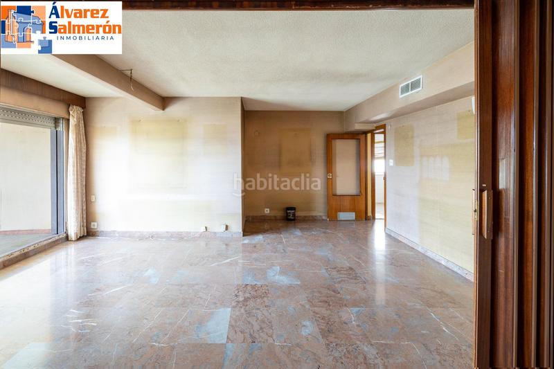 Foto 54fb5b29-6633-470e-8d57-44d23deec9ae. Ático mágnifico ático en fuente de las batallas. edificio cervantes. en Granada