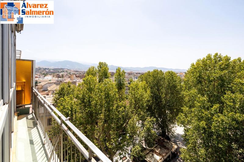 Foto b1315ba5-2ce1-4cca-89b8-d3b153e3ebb0. Ático mágnifico ático en fuente de las batallas. edificio cervantes. en Granada