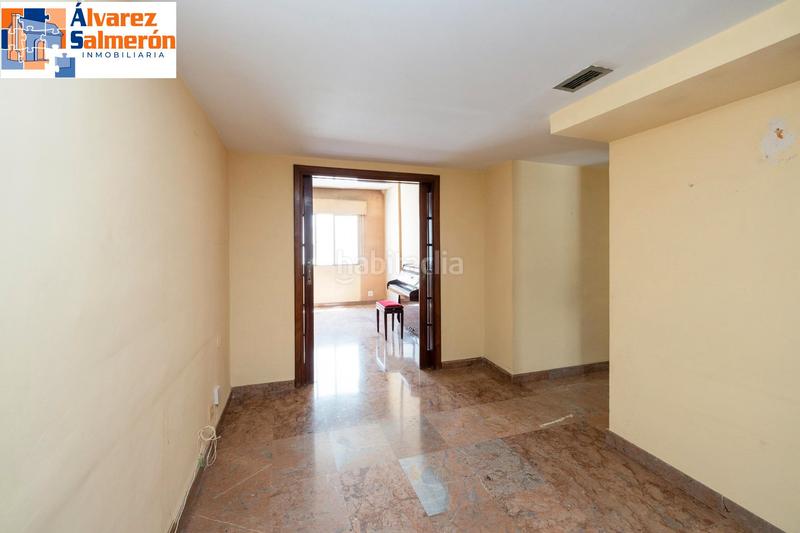 Foto dd3c546b-0ef9-4075-bae1-a67882e9ae55. Ático mágnifico ático en fuente de las batallas. edificio cervantes. en Granada