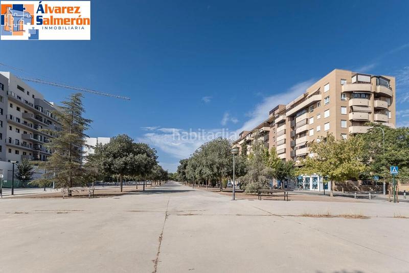 Foto c6d2c7f4-45c8-4d2f-9cfb-74fa0d80c719. Piso  en ultimas plantas y totalmente exterior en estadio de la juventud en Granada