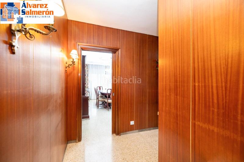 Foto e1da29b1-12b8-4d71-bdf4-622c174afce3. Piso Camino de Ronda. piso en planta alta con 5 dormitorios, garaje y trastero, calefacción central. en Granada