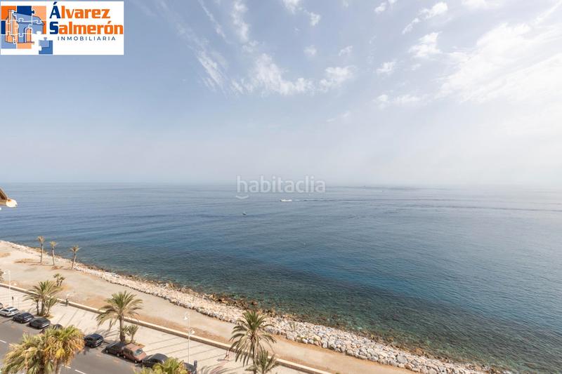 Foto 052ad43b-642b-461f-a1cb-ecc451133a1d. Piso oportunidad única en la costa tropical: piso de 4 dormitorios en primerísima línea de playa en Almuñécar