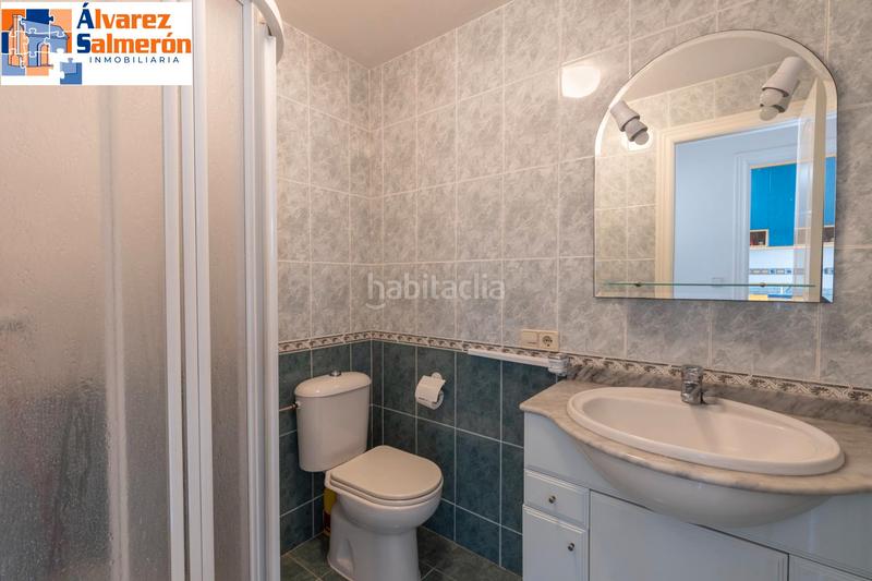 Foto 1ce9e968-5563-400a-ba86-2caea3107f72. Piso oportunidad única en la costa tropical: piso de 4 dormitorios en primerísima línea de playa en Almuñécar