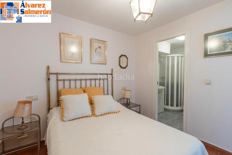 Foto 5ba7b797-bb3e-4c37-99b9-e76c7b94bbbe. Piso oportunidad única en la costa tropical: piso de 4 dormitorios en primerísima línea de playa en Almuñécar