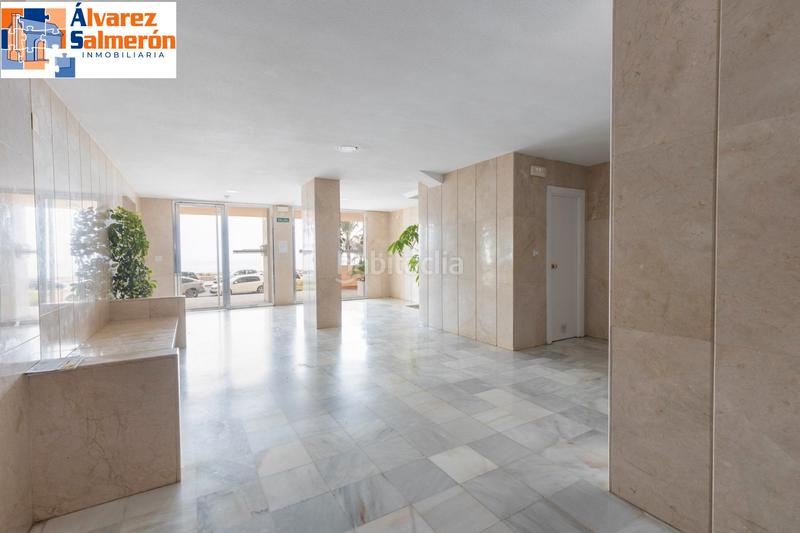 Foto 7600c289-090f-4043-9822-e5ae39c55868. Piso oportunidad única en la costa tropical: piso de 4 dormitorios en primerísima línea de playa en Almuñécar