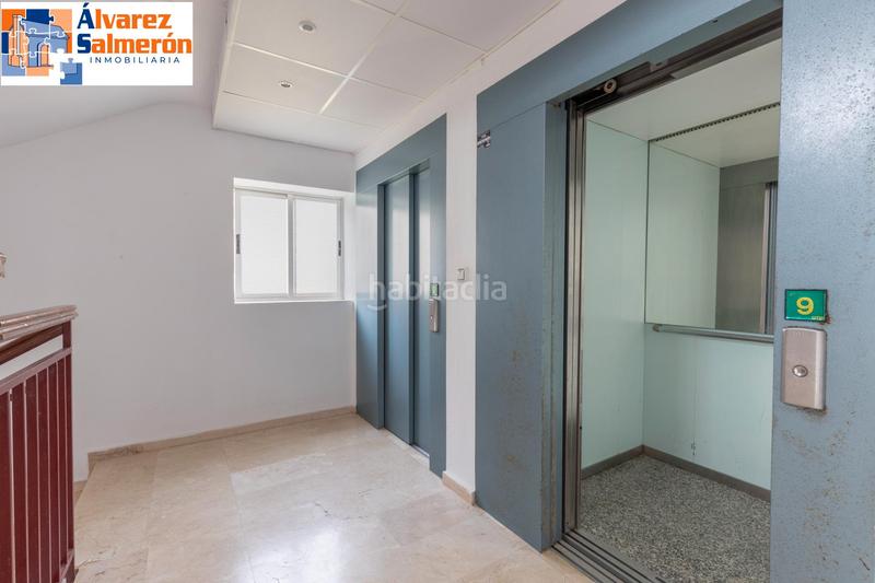 Foto ed4b0952-a6a7-4de7-96dd-4bc3713c58f9. Piso oportunidad única en la costa tropical: piso de 4 dormitorios en primerísima línea de playa en Almuñécar