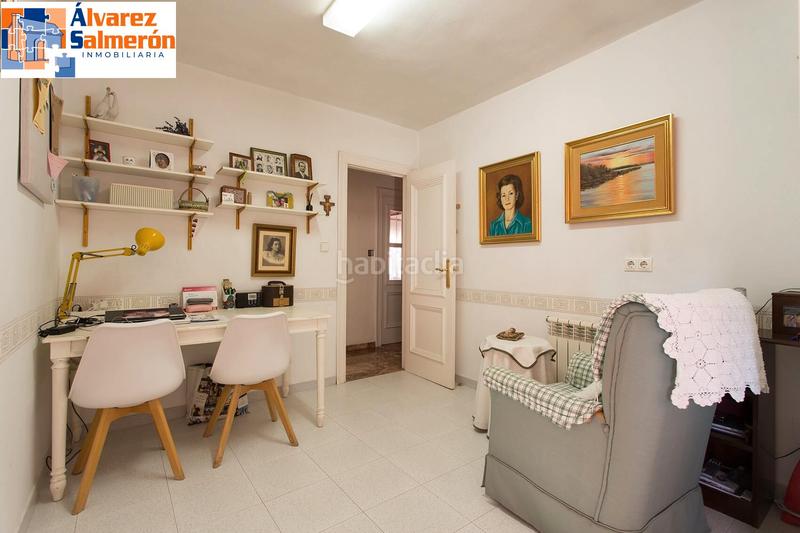 Foto 36243ac2-b31c-4fd2-ba27-b0537349dec1. Pis amb calefacció aparcament a Fígares Granada