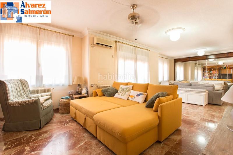 Foto ab54624b-552e-4651-87a8-86614f43b7d1. Pis amb calefacció aparcament a Fígares Granada