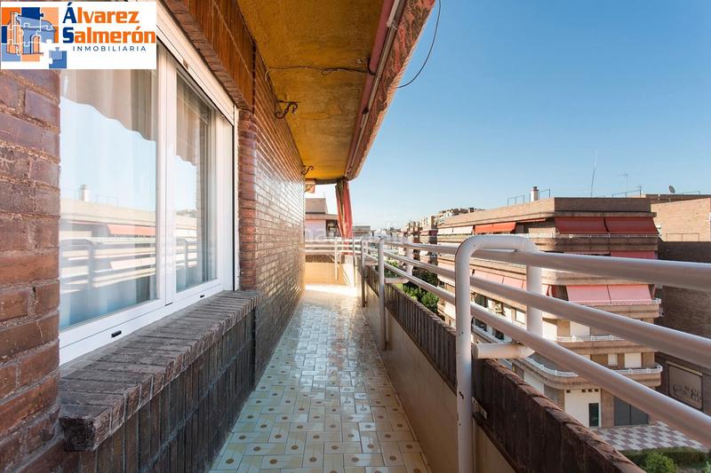 Foto dcacf9ff-9f13-4152-953f-04a26e5ce758. Pis amb calefacció aparcament a Fígares Granada