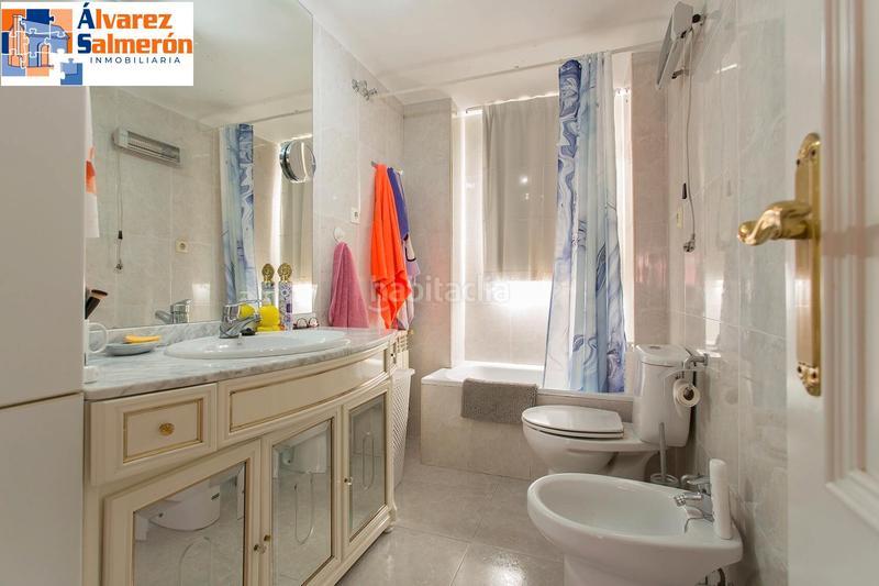 Foto f676303f-aace-4887-aef5-cbcb9424904a. Pis amb calefacció aparcament a Fígares Granada