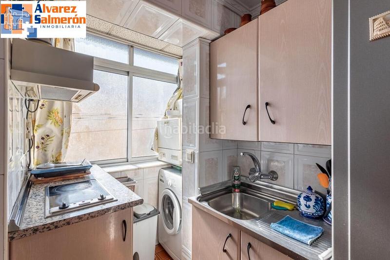Foto e9a8c097-2776-4897-8fd1-4d78b8106048. Piso ¡magnifico piso en el zaidin exterior y con vistas despejadas! en Granada