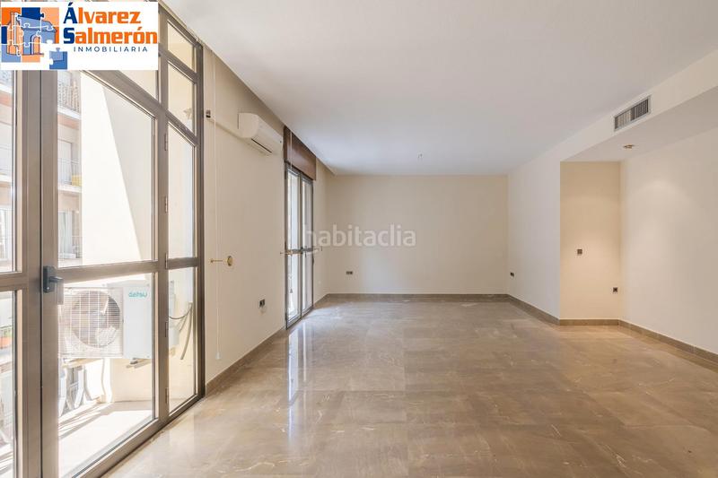 Foto 770fb3fd-599c-417b-a8c2-2062eaabbca0. Piso fantastico piso en angel ganivet en San Matías - Realejo Granada