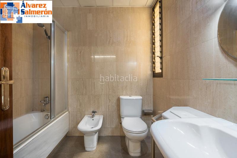Foto a1f76df1-2188-44dc-8c19-a497a158ef6a. Piso fantastico piso en angel ganivet en San Matías - Realejo Granada