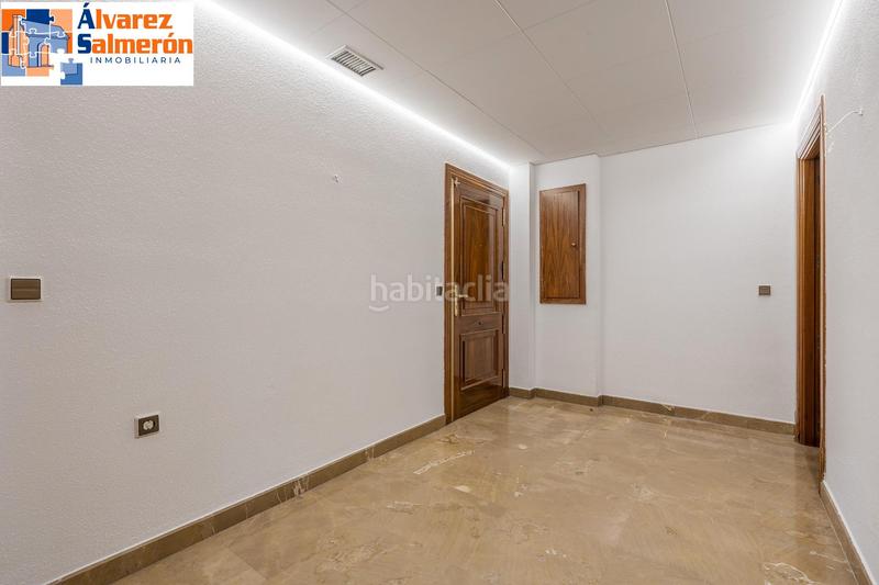 Foto b5a3e211-0d15-4b9e-9e1f-6cfb357f6f99. Piso fantastico piso en angel ganivet en San Matías - Realejo Granada