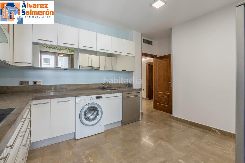Foto c6a7d39d-4edd-40f2-ab28-cfba68e39c60. Piso fantastico piso en angel ganivet en San Matías - Realejo Granada