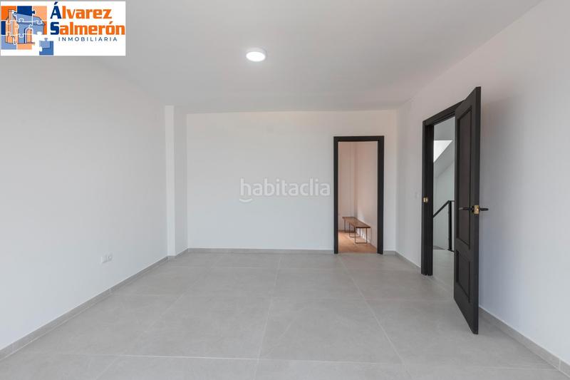 Foto f978adb3-d532-42a6-94dd-9335b6979688. Casa in Barrio de la Vega Monachil