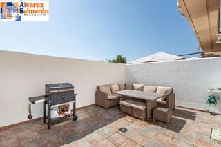 Casa adossada  Calle manuel de falla. ¡tu casa ideal te espera en los ogíjares! tranquilidad, vistas y