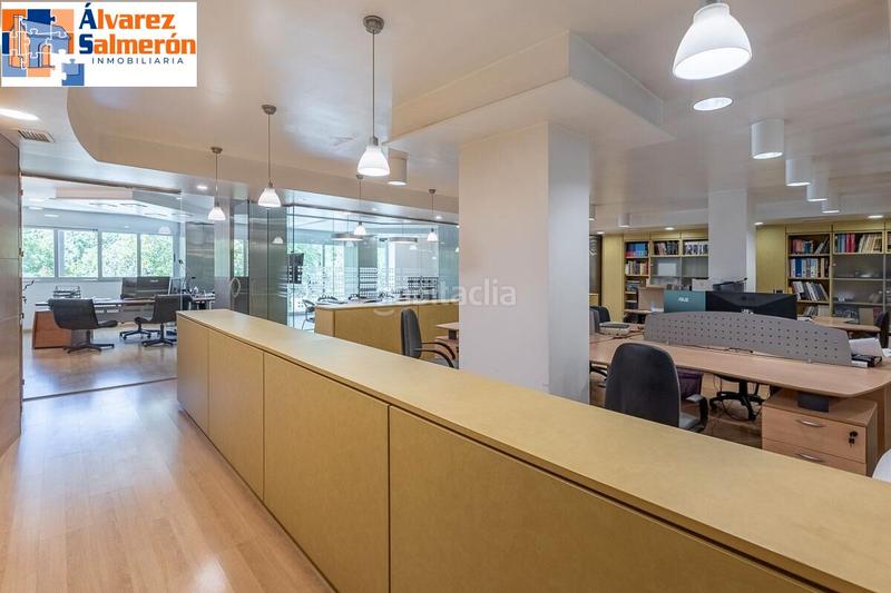 Foto 3b651013-65de-419c-ac0e-d62f771ed6e3. Geschäftsraum in plaza de carretas 5 in San Matías - Realejo Granada