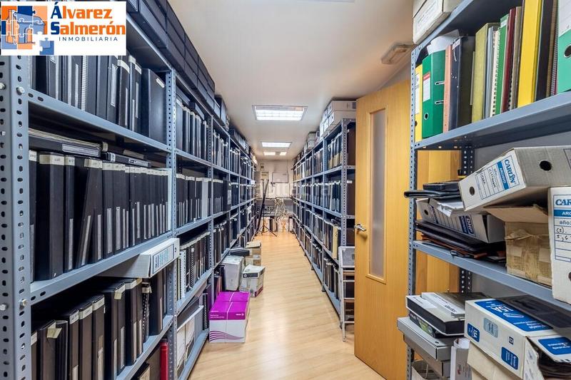 Foto 59c069f2-1dc3-494c-869b-16b607d32de4. Geschäftsraum in plaza de carretas 5 in San Matías - Realejo Granada