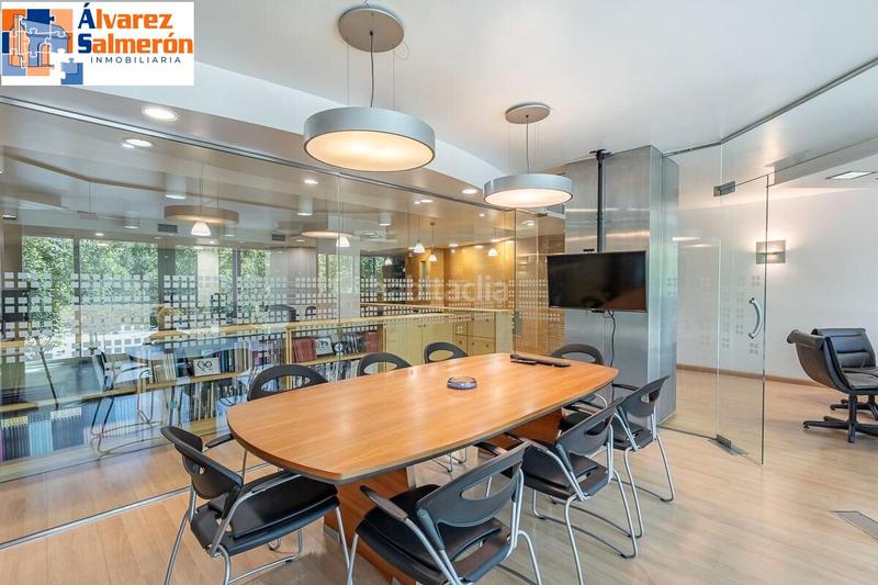 Foto aaf559f1-7a9e-44e9-a3e7-7aebd67625df. Geschäftsraum in plaza de carretas 5 in San Matías - Realejo Granada