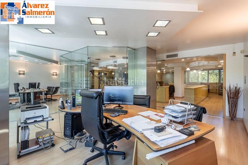 Foto f9e503db-c2db-40df-a73b-3e55191b0a94. Geschäftsraum in plaza de carretas 5 in San Matías - Realejo Granada