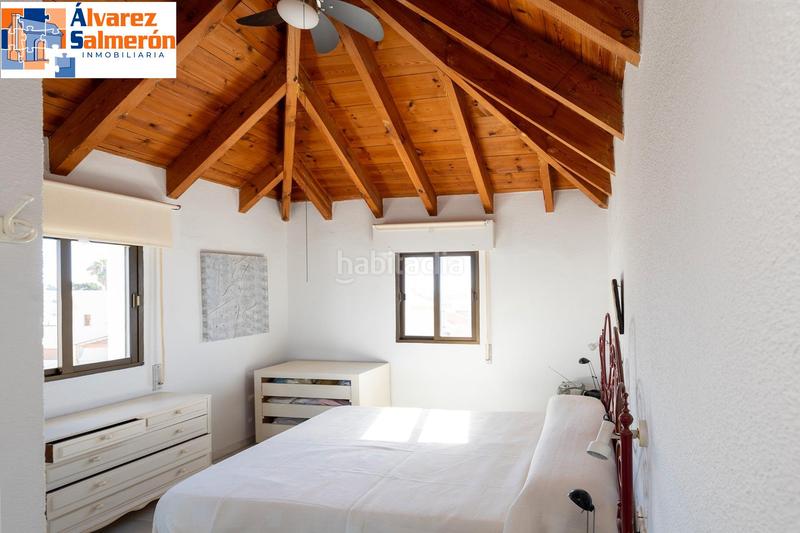 Foto ff3a621c-7870-42cf-8f4c-6cb6ccf7a10e. Casa pareada magnifica casa pareada en calahonda en Motril