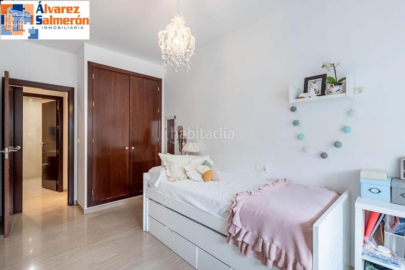 Foto 97a0bf27-d391-4b0e-b9bf-07c049b15389. Dúplex ático dúplex en plaza san lázaro en Plaza de Toros Granada