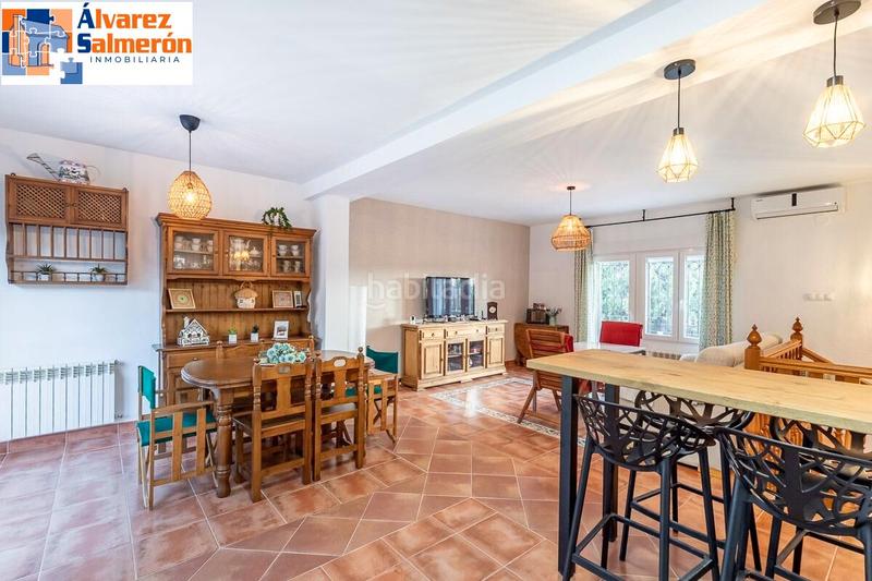 Foto 234f2df0-acc2-480c-b81d-9f0549cbeecb. Chalet con riscaldamento parcheggio piscina in Padul