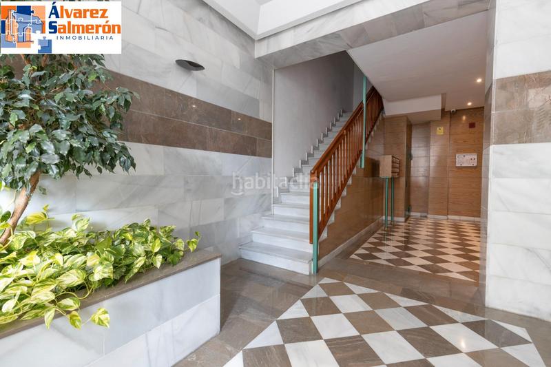 Foto 40f3fb9c-b5bc-4ed0-b802-4f3822cd4074. Appartement dans calle madre teresa 1 dans Centro - Sagrario Granada